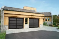 Ajoutez à votre aire habitable par une pièce avec portes de garage vitrées